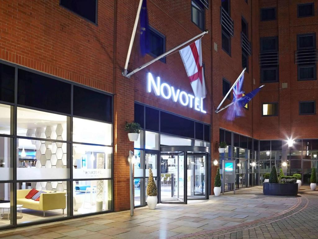 Novotel Manchester Centre - главное фото