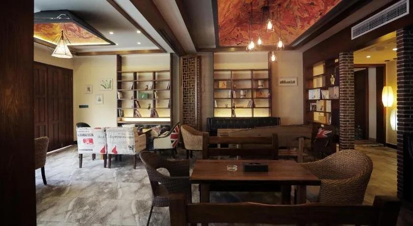 Xiangxi Love Story Humanities Theme Hotel - главное фото