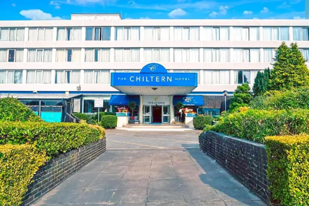 OYO The Chiltern Hotel - главное фото