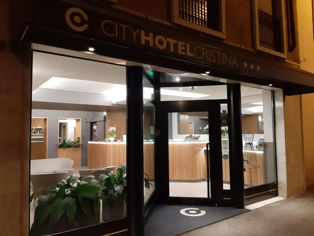 Cityhotel Cristina - главное фото