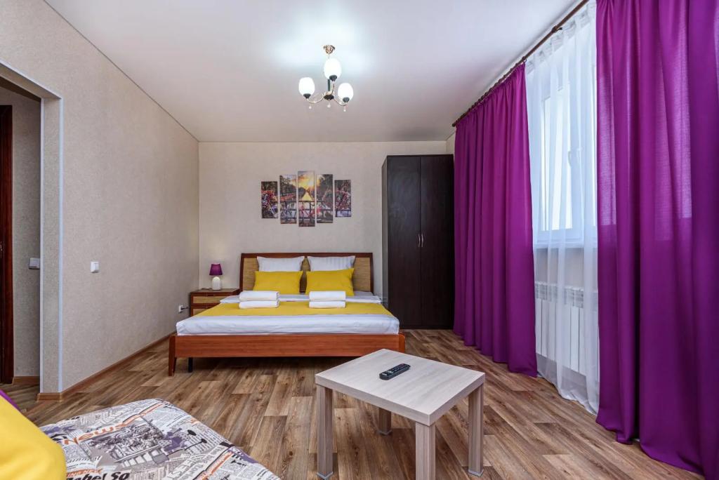 Пять звезд на Ленина 48 - главное фото