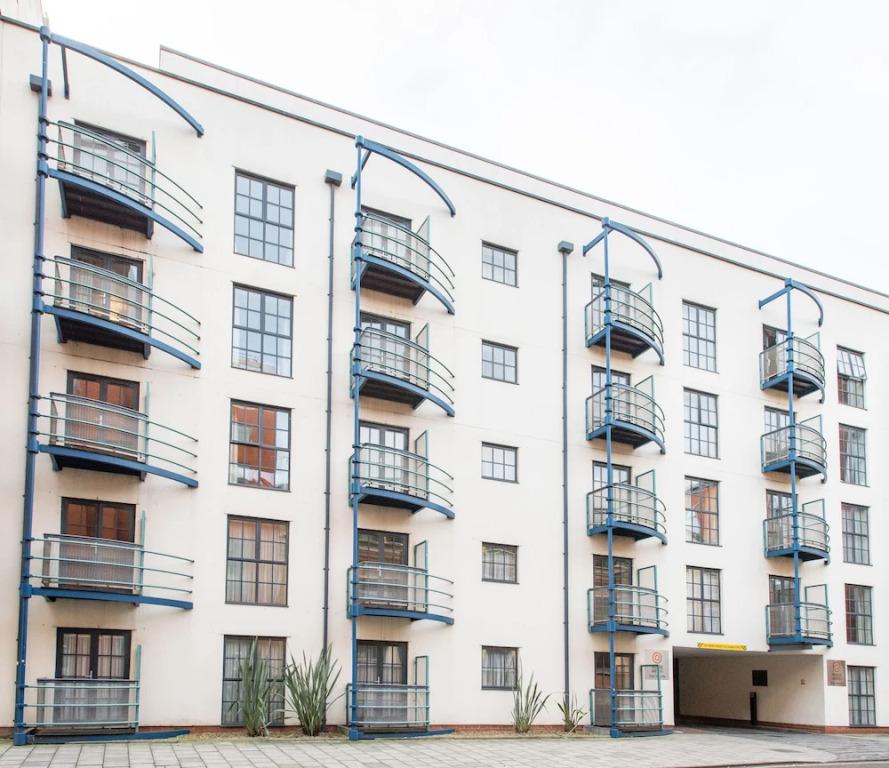 PREMIER SUITES Bristol Redcliffe - главное фото
