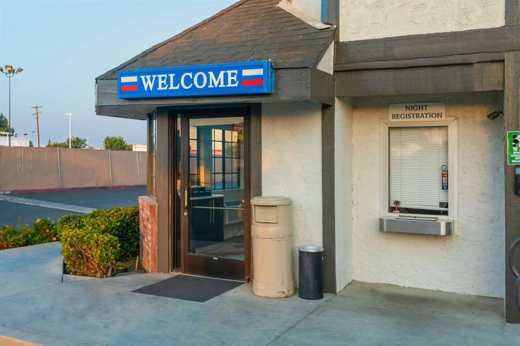 Motel 6 Merced, CA - North - главное фото