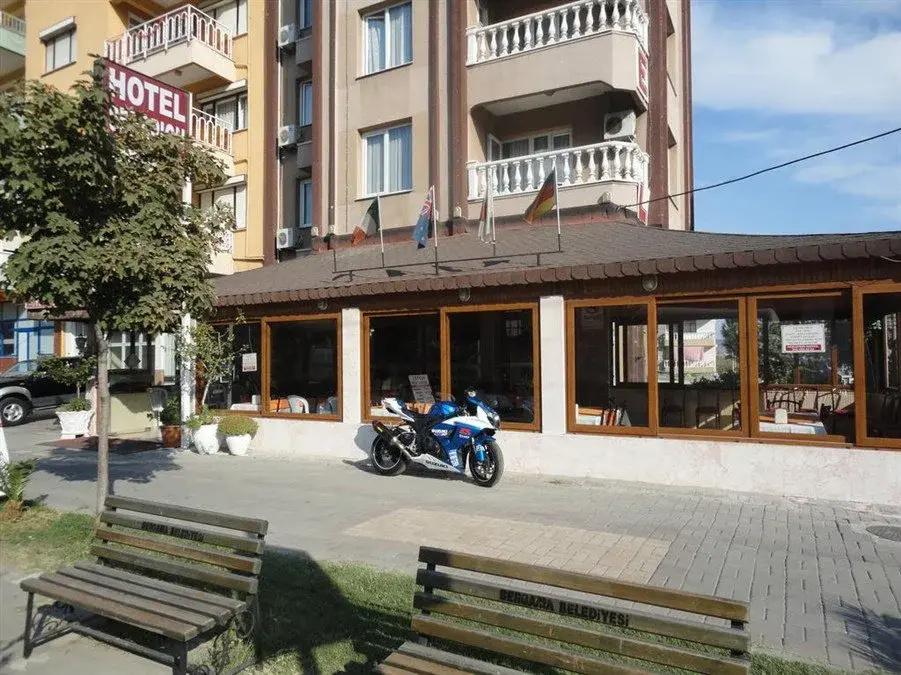 Serapion Hotel - главное фото