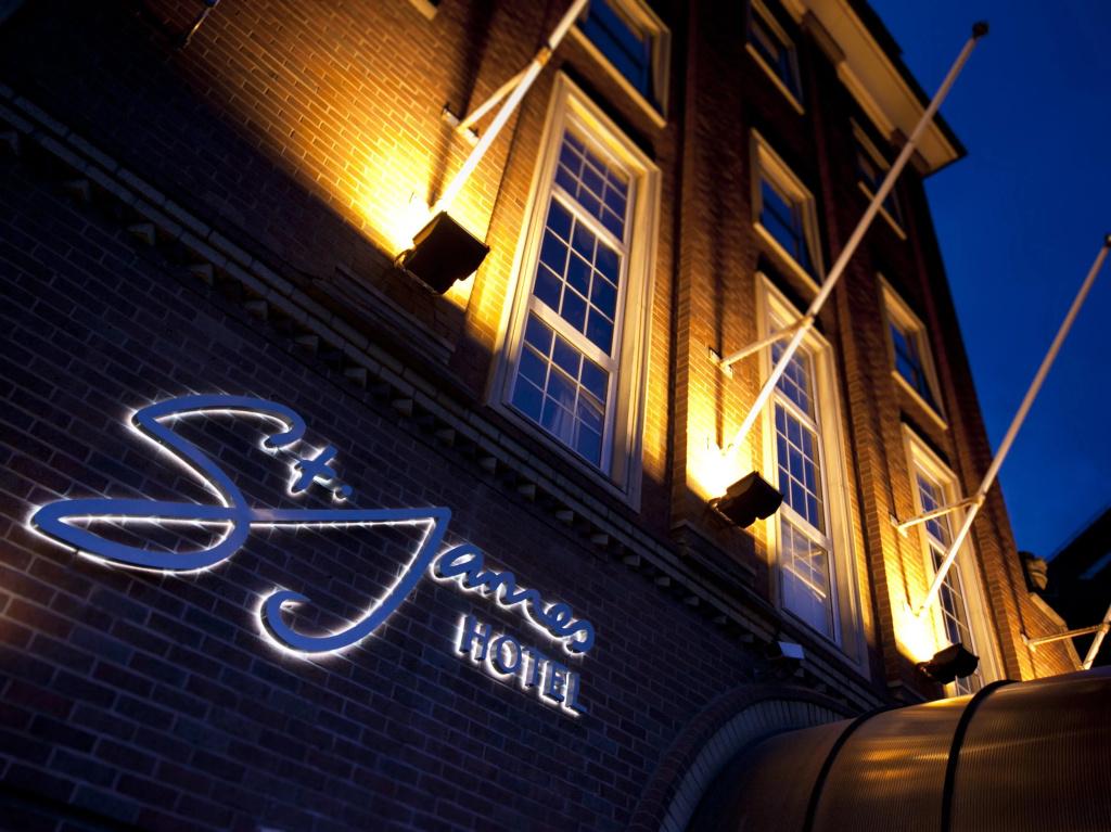 St James Hotel, BW Premier Collection - главное фото
