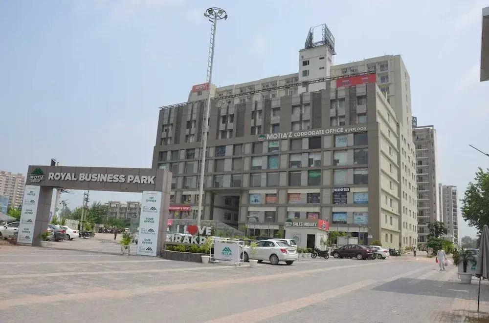 Hotel Maharani Regency - главное фото