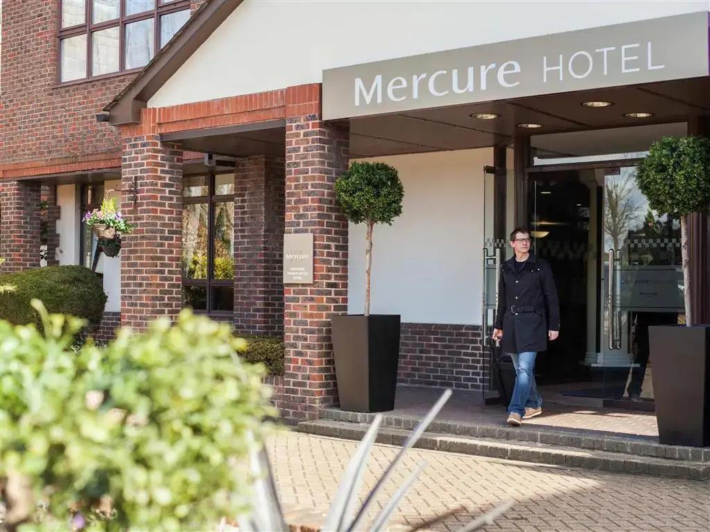 Mercure Dartford Brands Hatch Hotel & Spa - главное фото