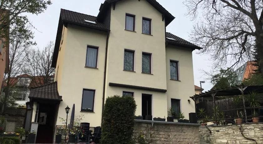 Hotel-Pension Am Kirschberg - главное фото