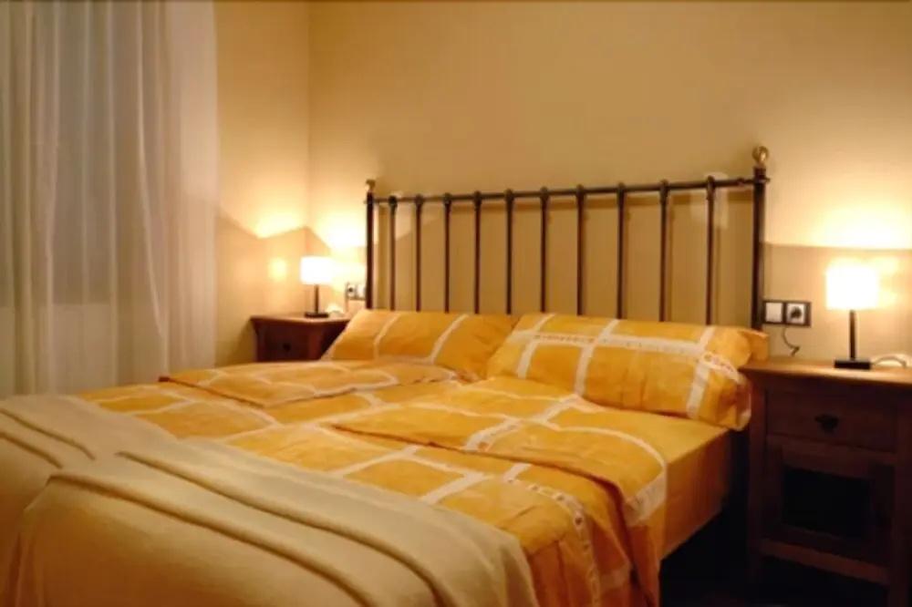 Apartamentos La Borda De Marco - главное фото