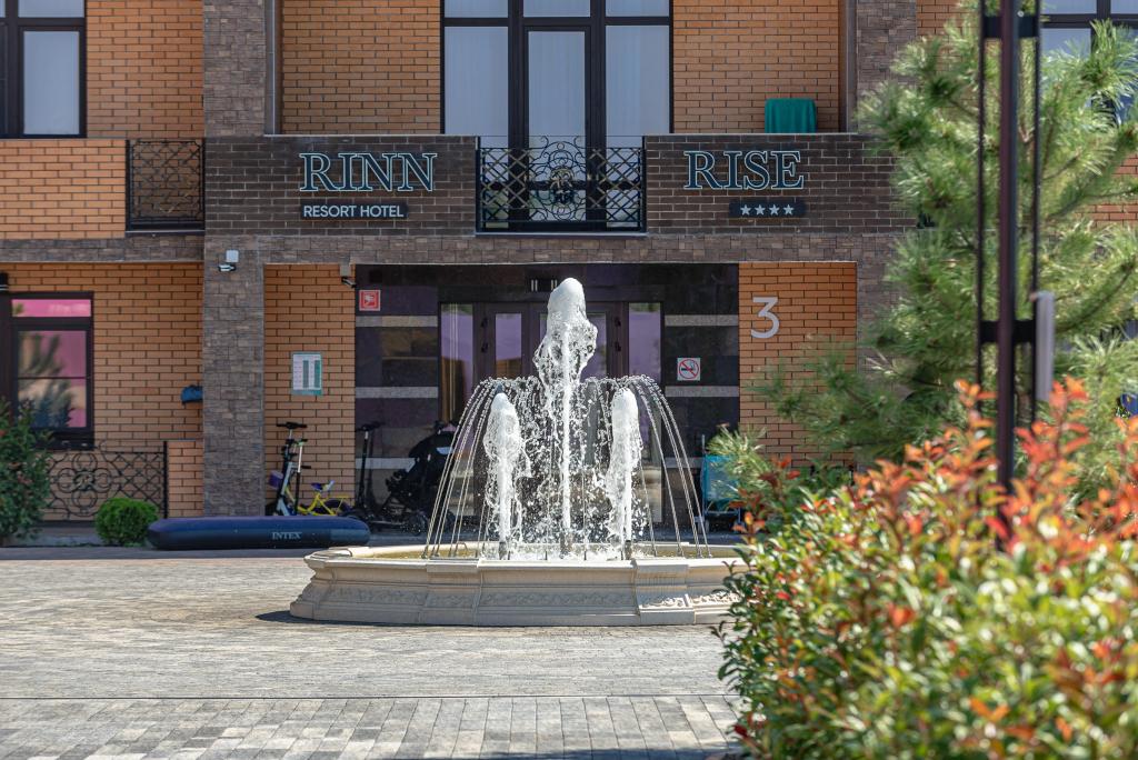 Отель Rinn Rise - главное фото