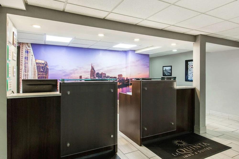 Holiday Inn Express Goodlettsville - главное фото