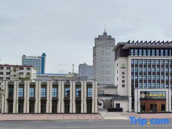 Starway Hotel (Hanzhong Railway Station South Square Branch) - главное фото
