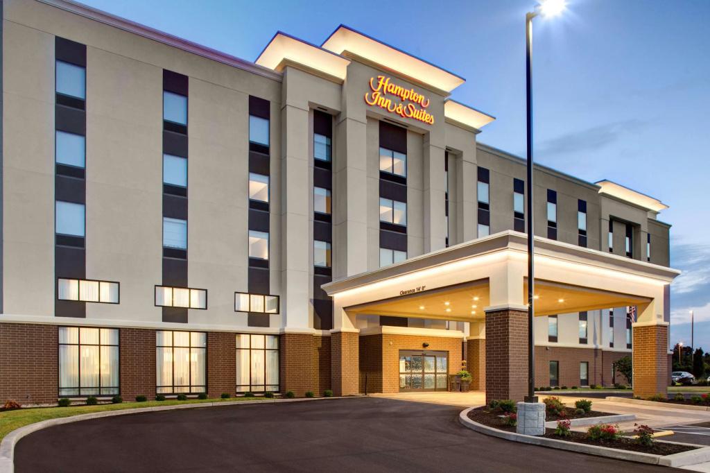 Hampton Inn & Suites Syracuse North Airport Area - главное фото
