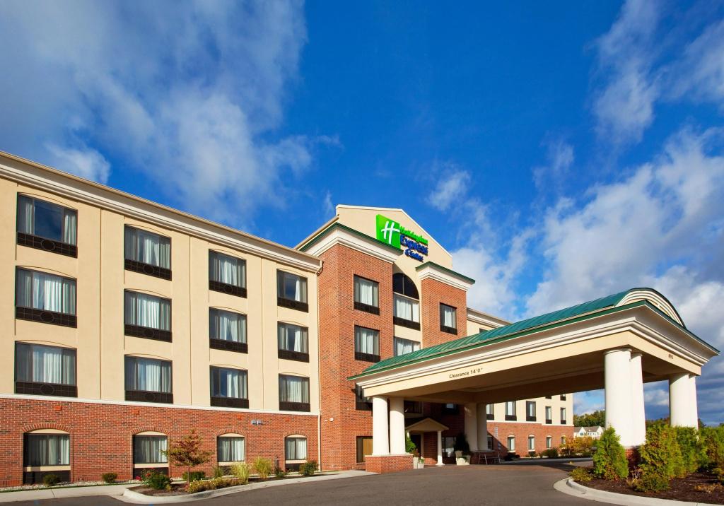 Holiday Inn Express Hotel & Suites Detroit - Utica by IHG - главное фото