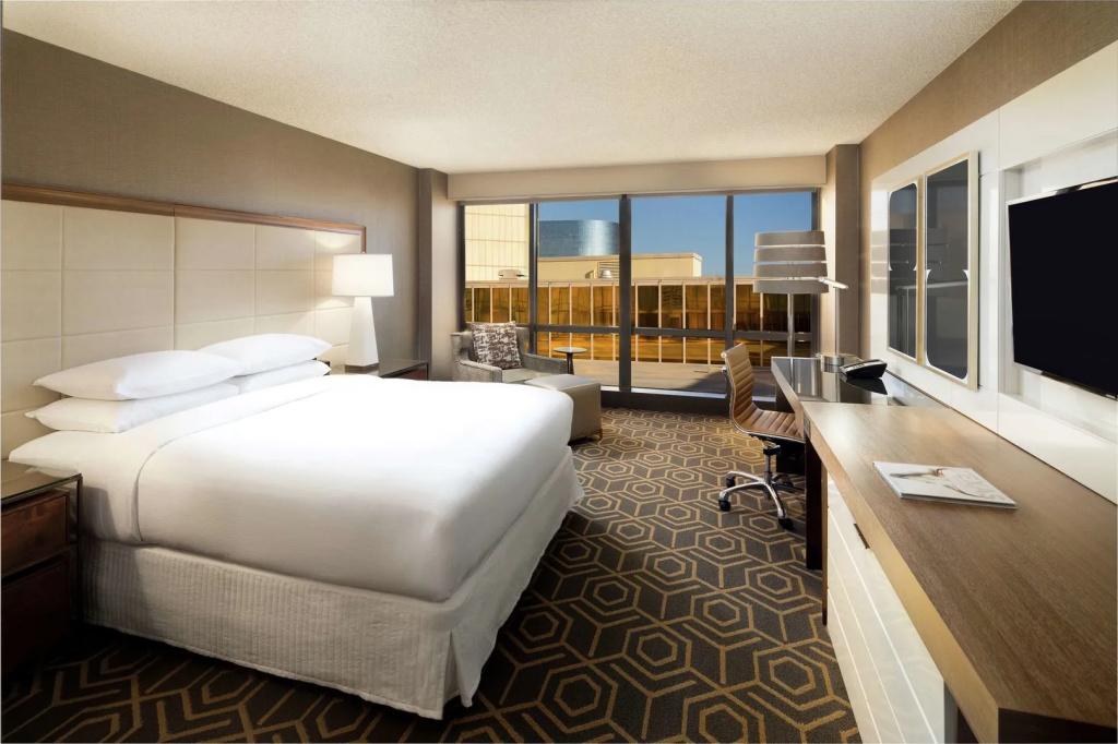 DoubleTree by Hilton Dallas - Campbell Centre - главное фото