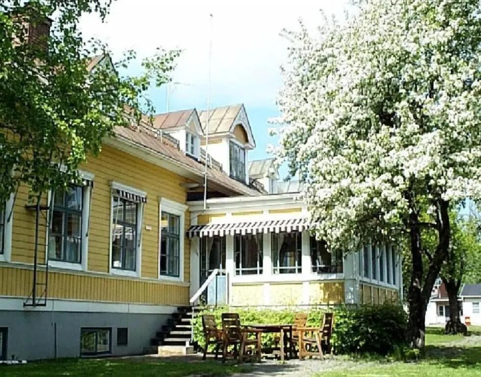 Edelviks Trädgård B&B - главное фото