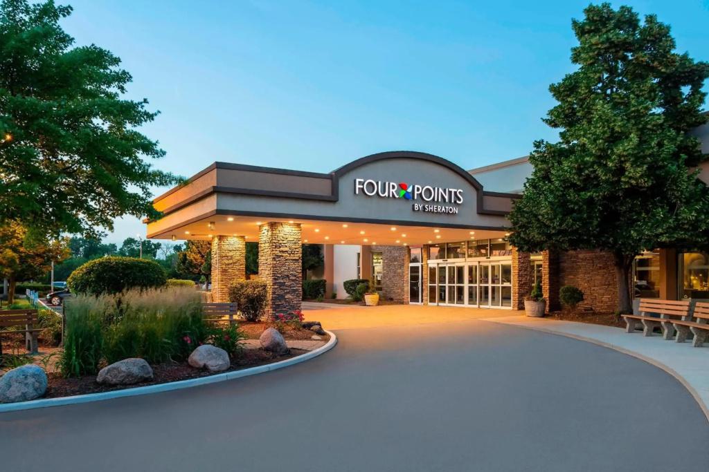 Four Points by Sheraton Chicago O'Hare Airport - главное фото