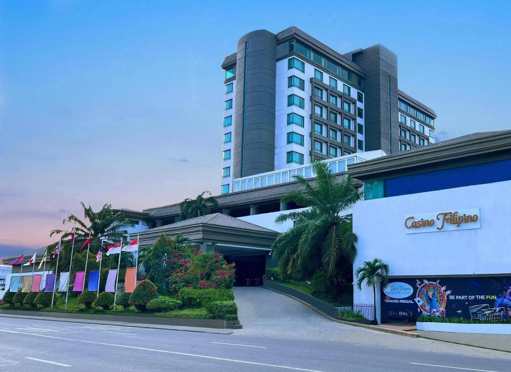 Grand Regal Hotel Davao - главное фото