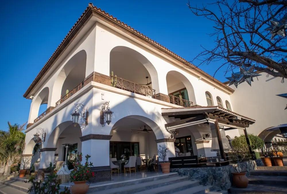 Orchid House Baja & Beach Club - главное фото