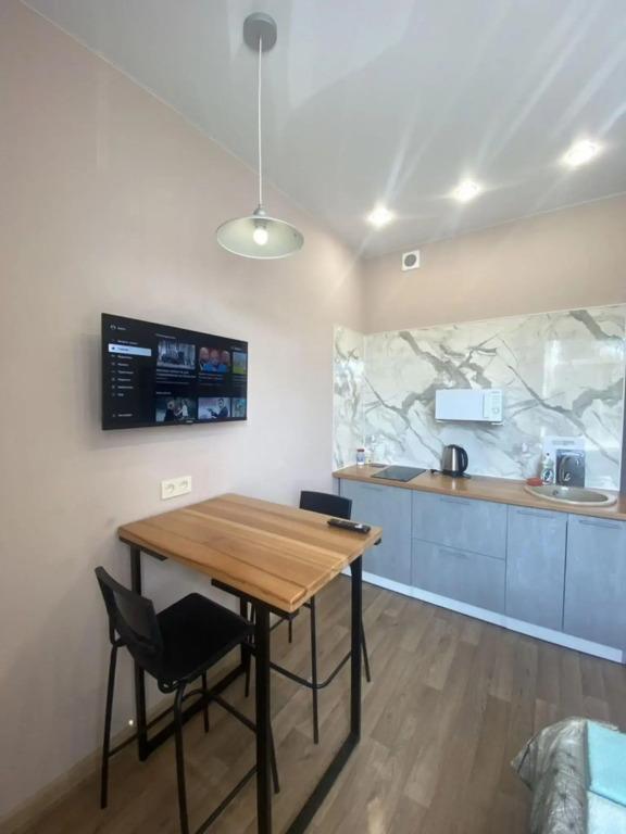 Желтый Нарцисс на улице Уральская - главное фото