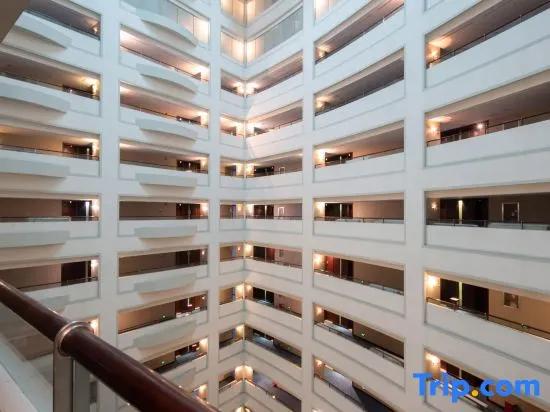 Wuzhou Hotel - главное фото