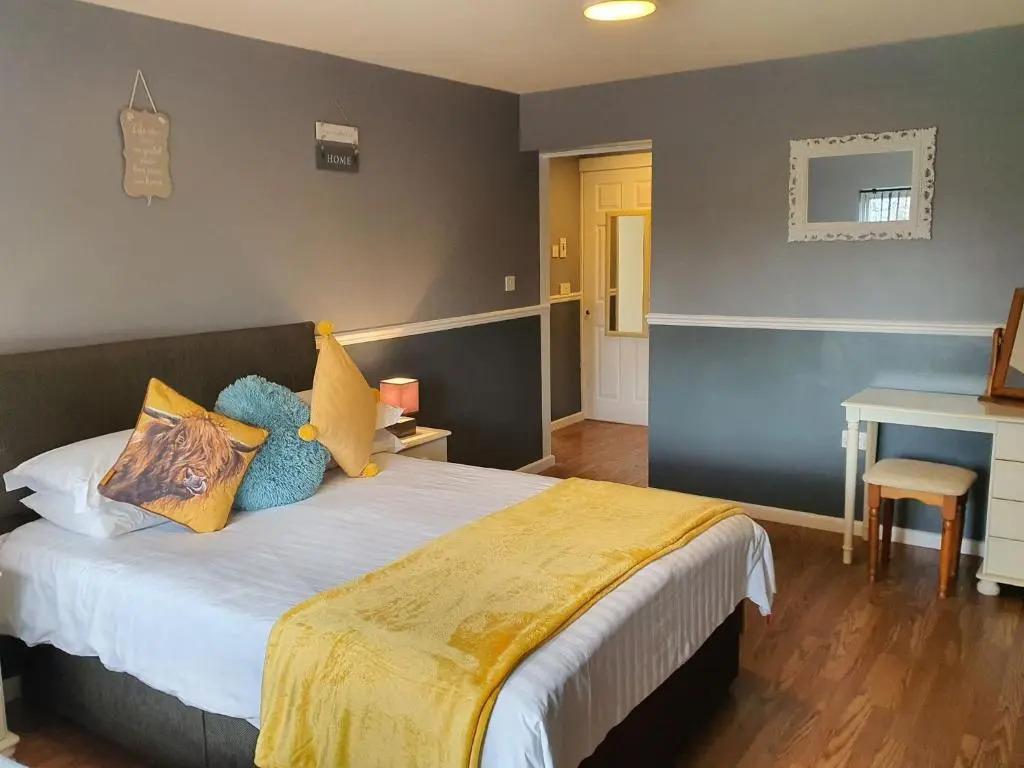 The Snooty Fox - главное фото