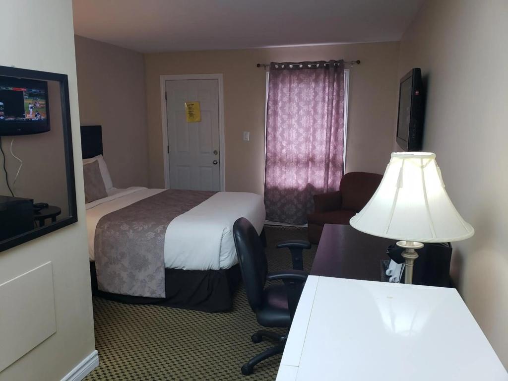 Regency Inn & Suites - главное фото