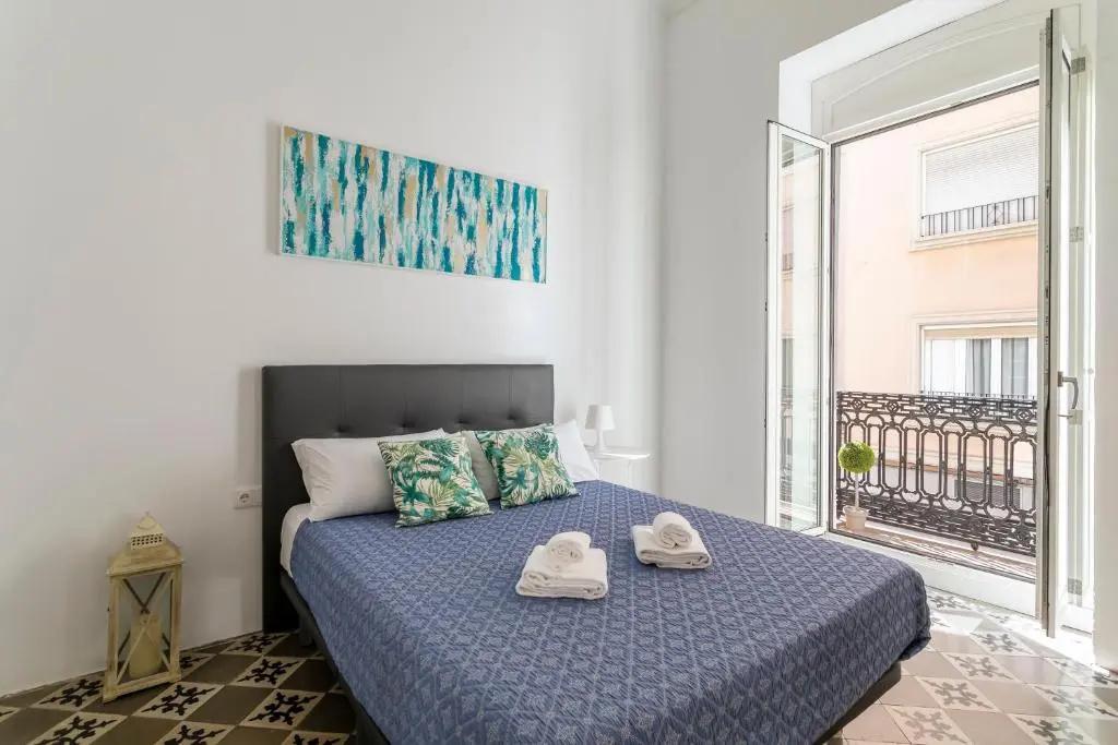 Apartamentos Teatro Alicante - главное фото