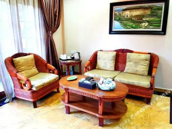 Yeyuan Hotspring Holiday Hotel - главное фото