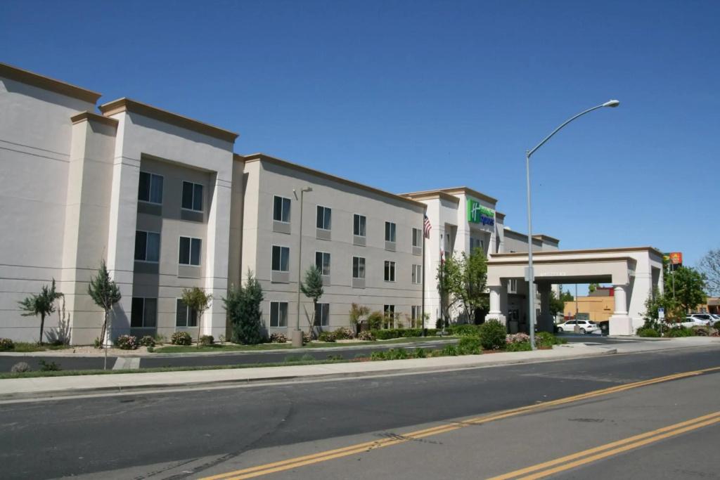 Holiday Inn Express Stockton Southeast by IHG - главное фото