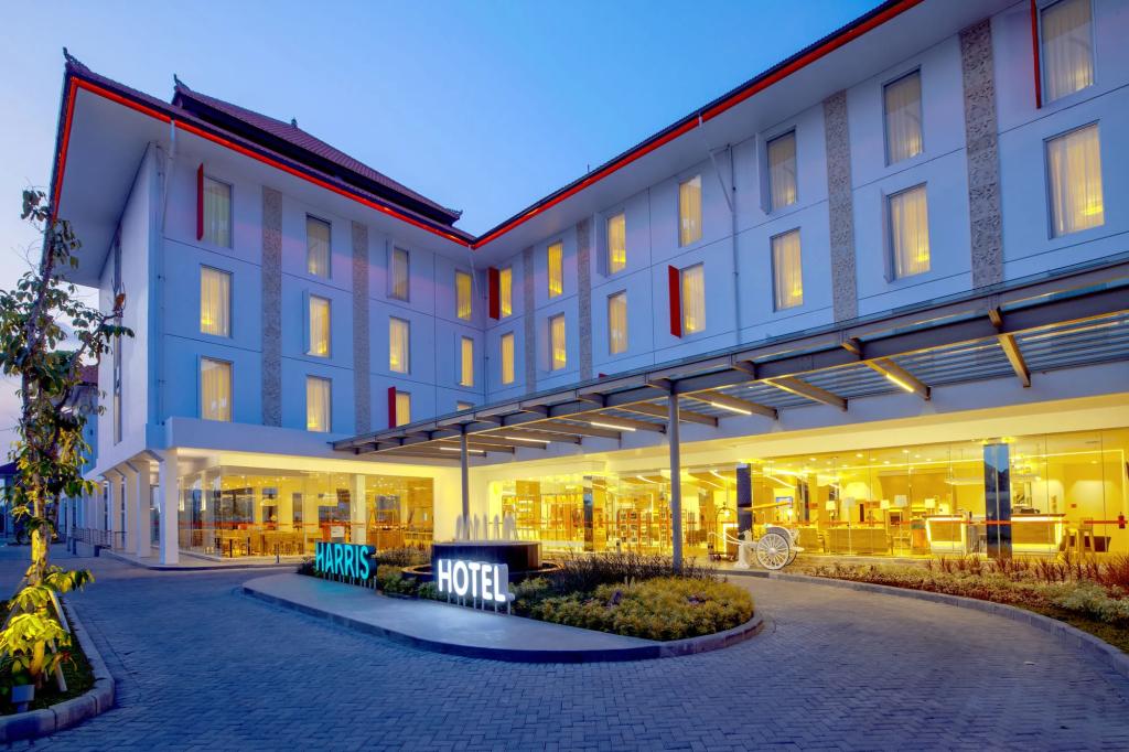 HARRIS Hotel & Conventions Denpasar Bali - главное фото