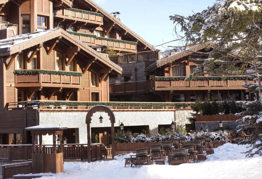 Hôtel Barrière Les Neiges Courchevel - главное фото