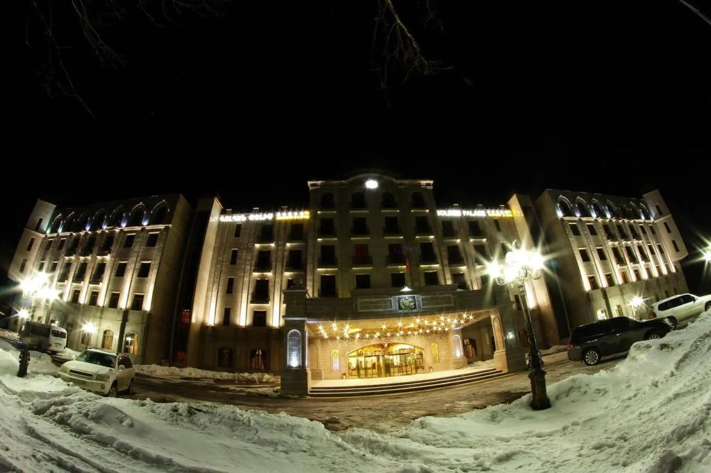 Golden Palace Hotel Resort and SPA - главное фото