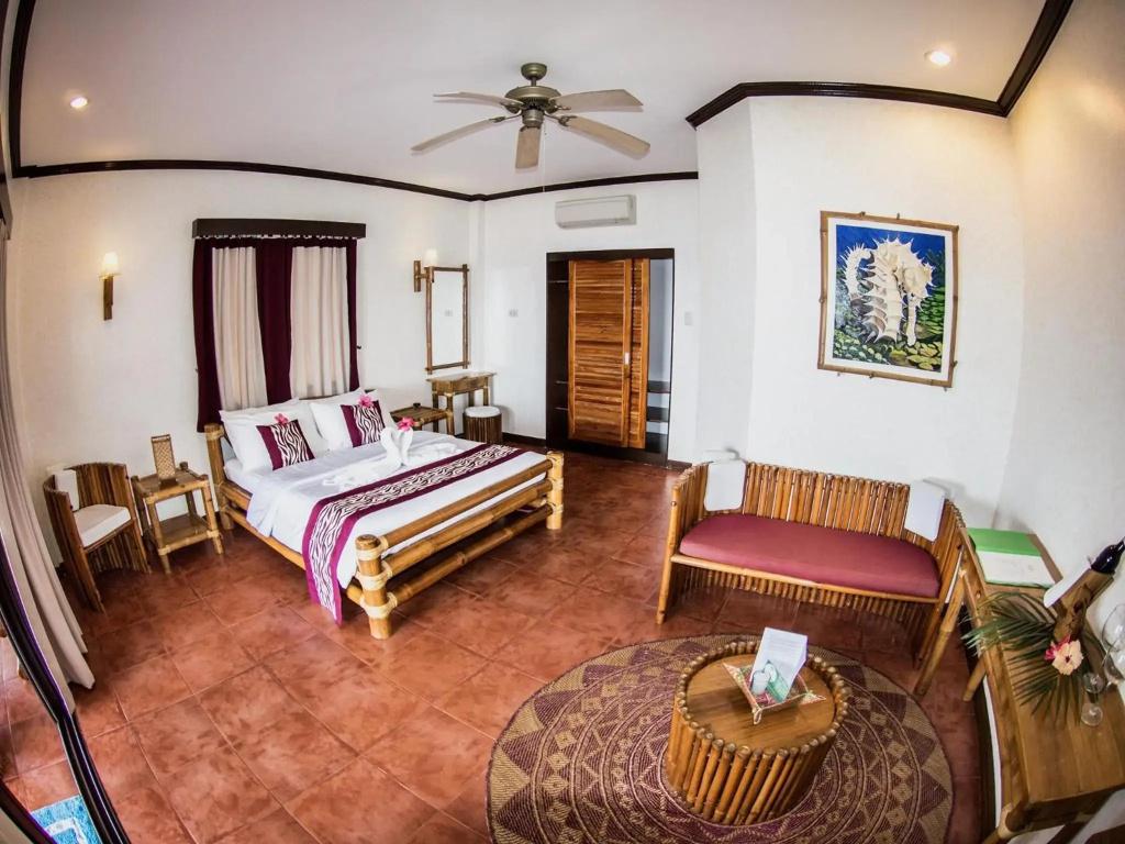 Pura Vida Beach & Dive Resort - главное фото