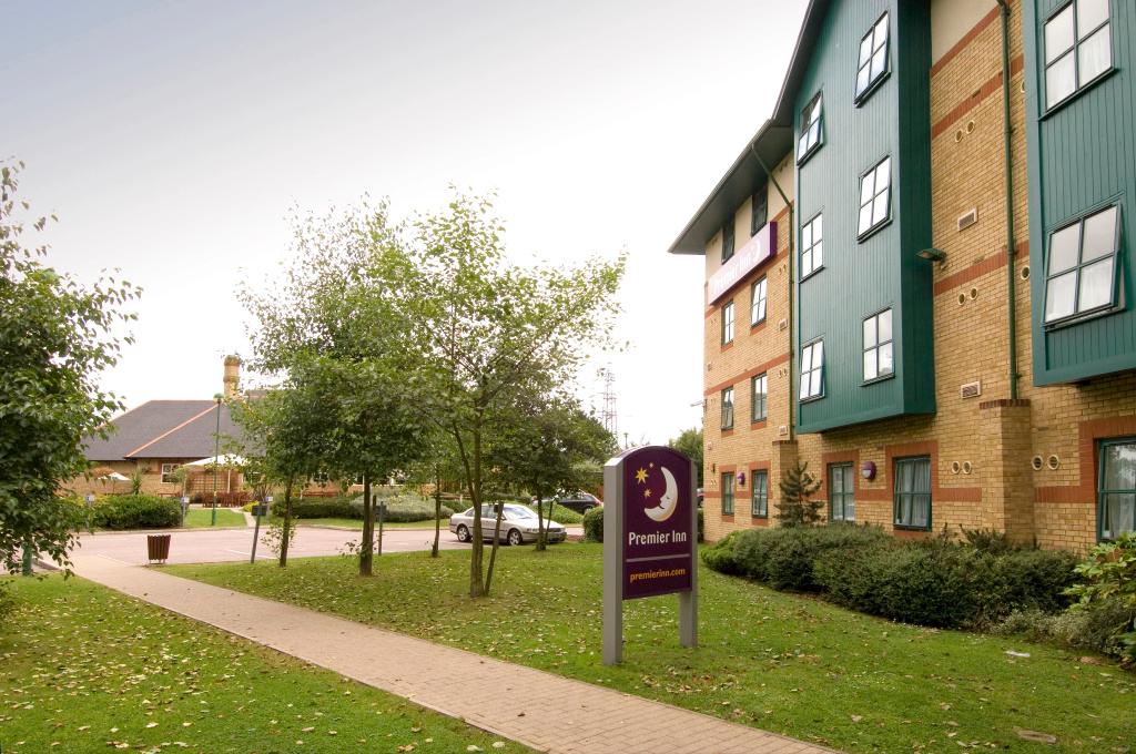 Premier Inn Luton Airport - главное фото