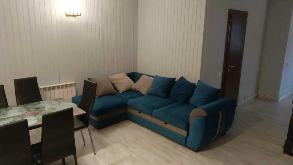 Дом с русской баней на дровах и бассейном в Жаворонках - главное фото