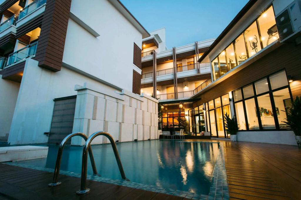 Mamaison Hotel - главное фото
