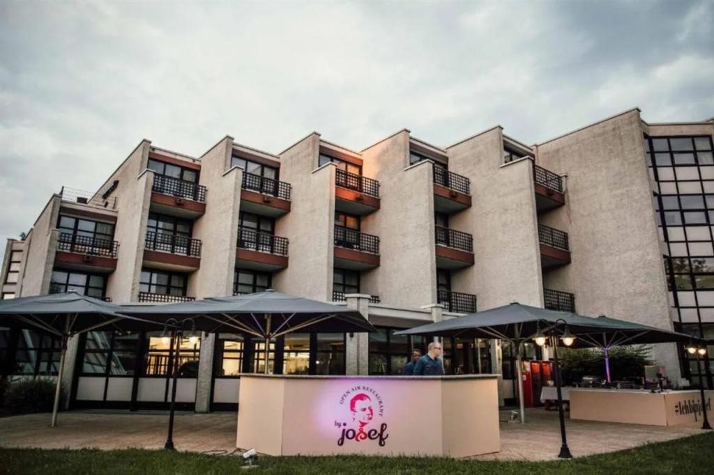 Parkhotel Brunauer - главное фото