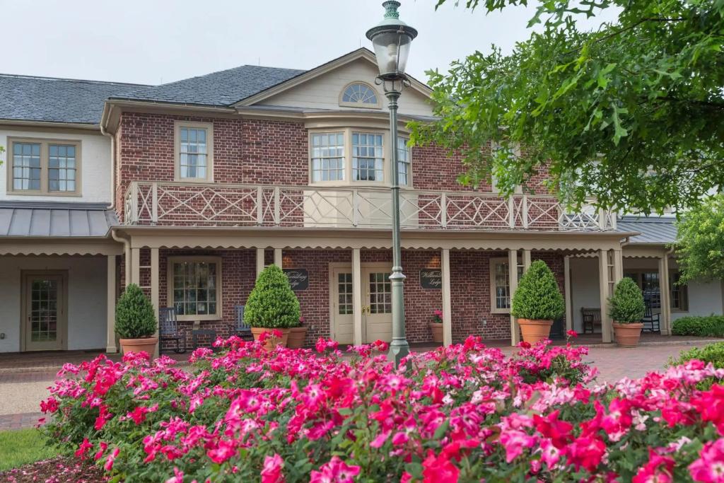 Williamsburg Lodge, Autograph Collection - главное фото
