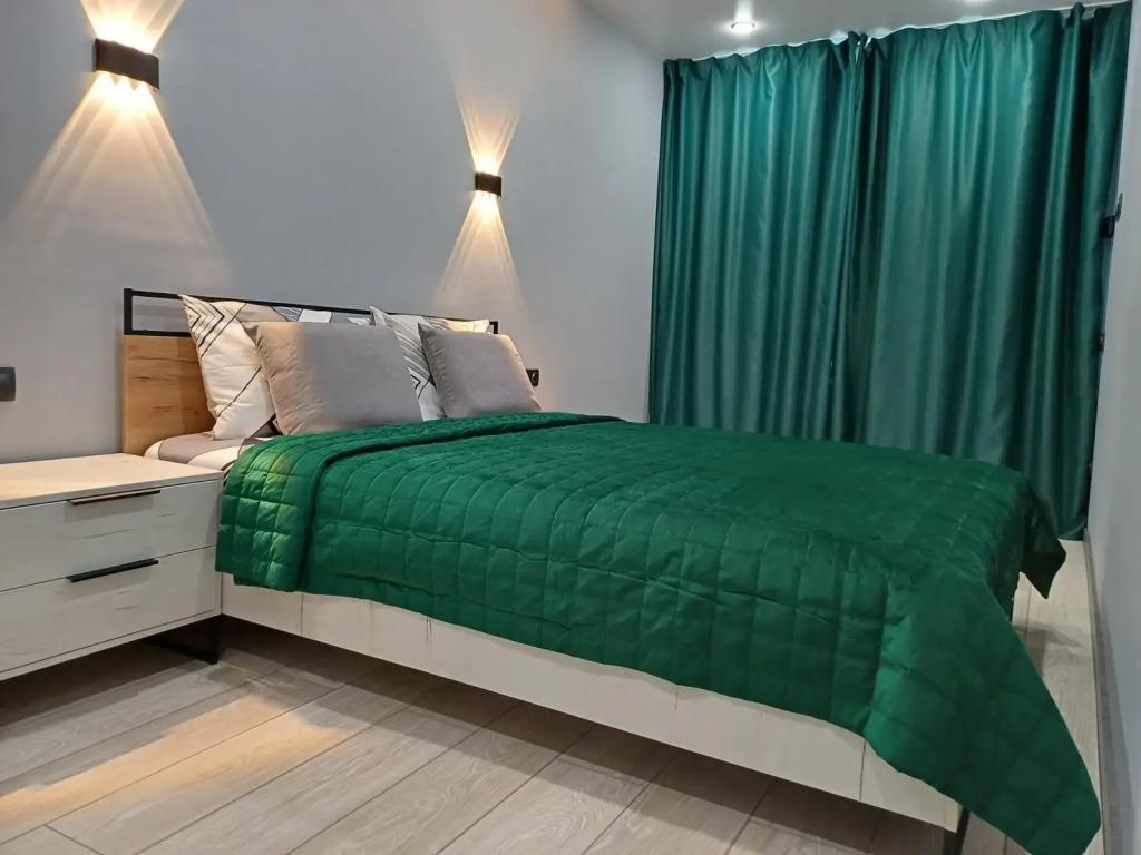 TroeSutokApart Комсомольская 50 - главное фото