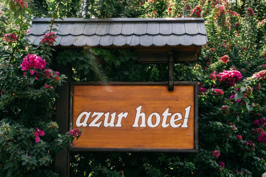 Azur Hotel - главное фото