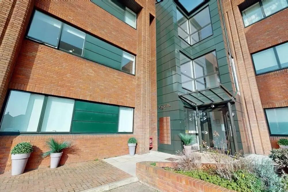 Luxury Apartment - Town Centre North Stevenage - главное фото