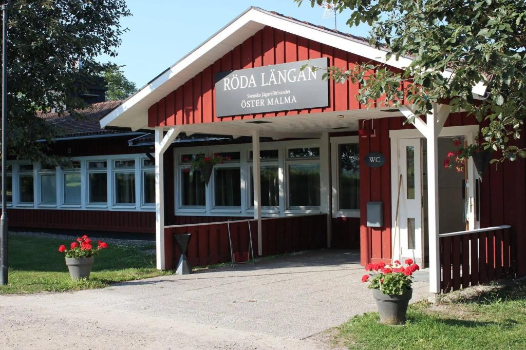 Öster Malma Vandrarhem - Hostel - главное фото