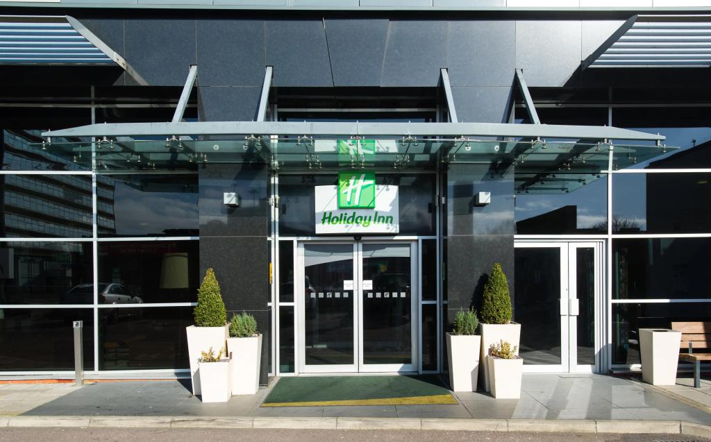 Holiday Inn Stevenage by IHG - главное фото