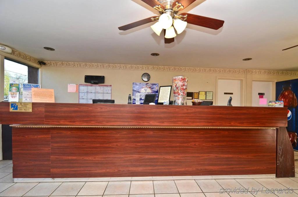 Americas Best Value Inn Merced - главное фото