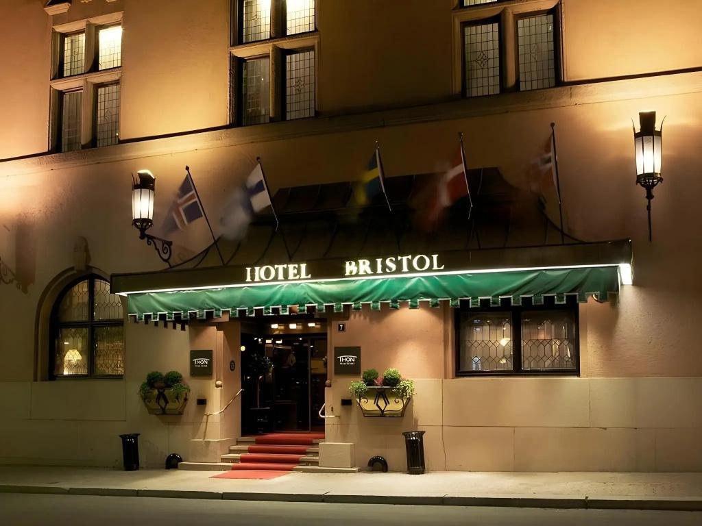 Hotel Bristol - главное фото