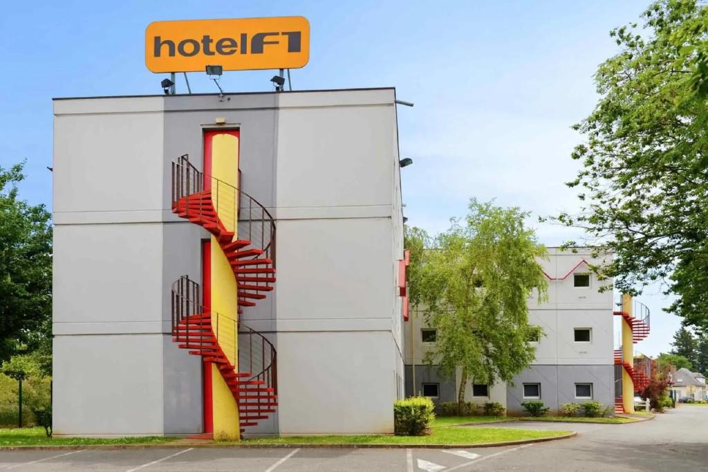 hotelF1 Montauban - главное фото