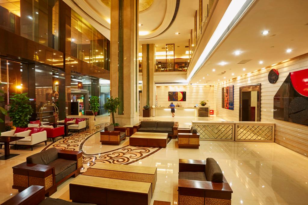Daysun International Hotel - главное фото