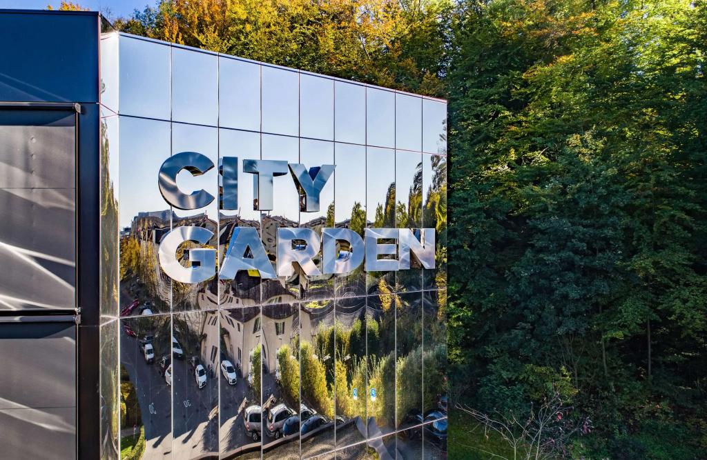 City Garden Hotel - главное фото