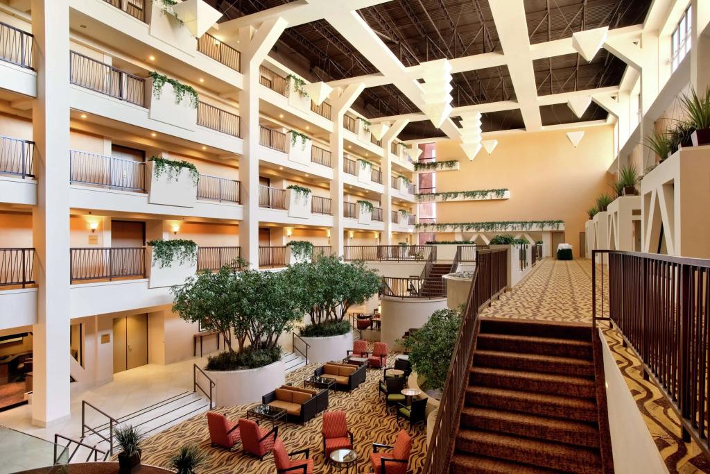 Hilton Stockton - главное фото